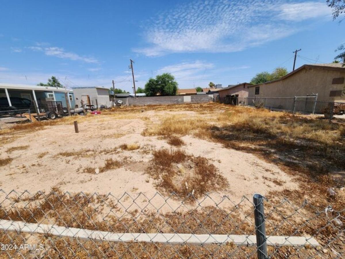 Picture of Residential Land For Sale in Avondale, Arizona, United States