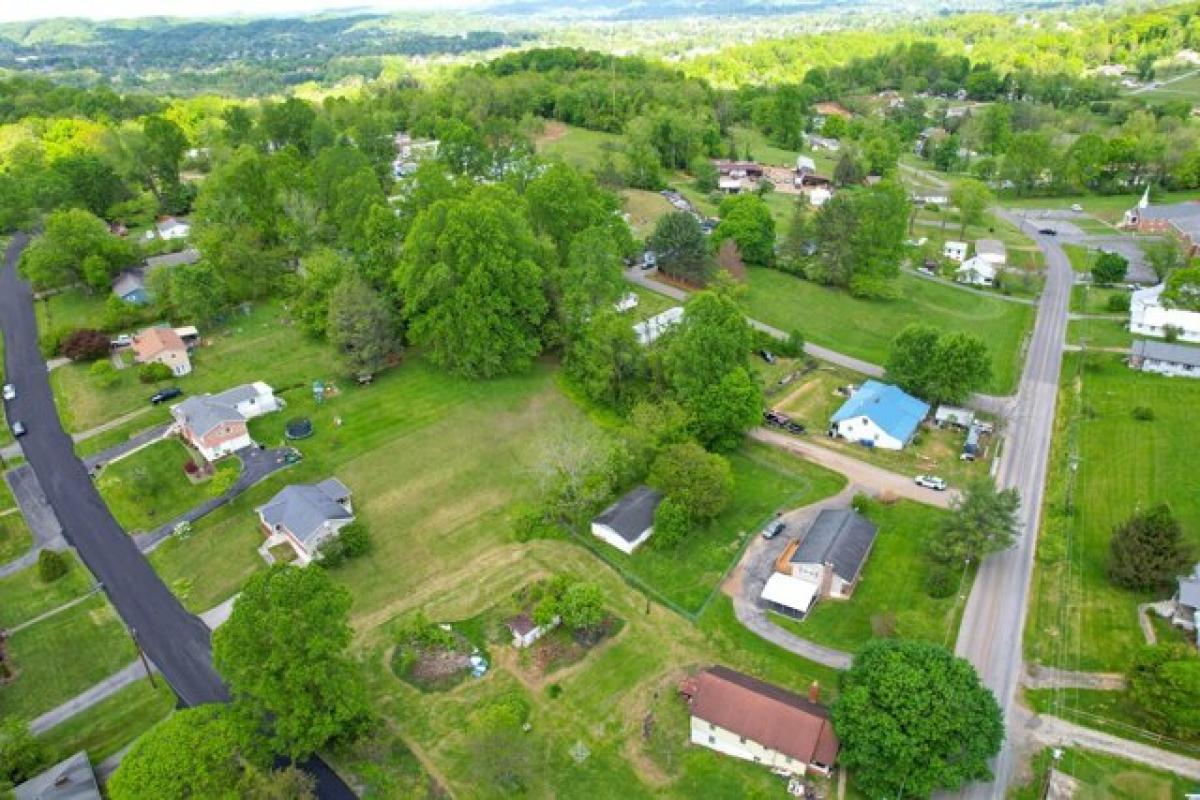 Picture of Residential Land For Sale in Bristol, Tennessee, United States