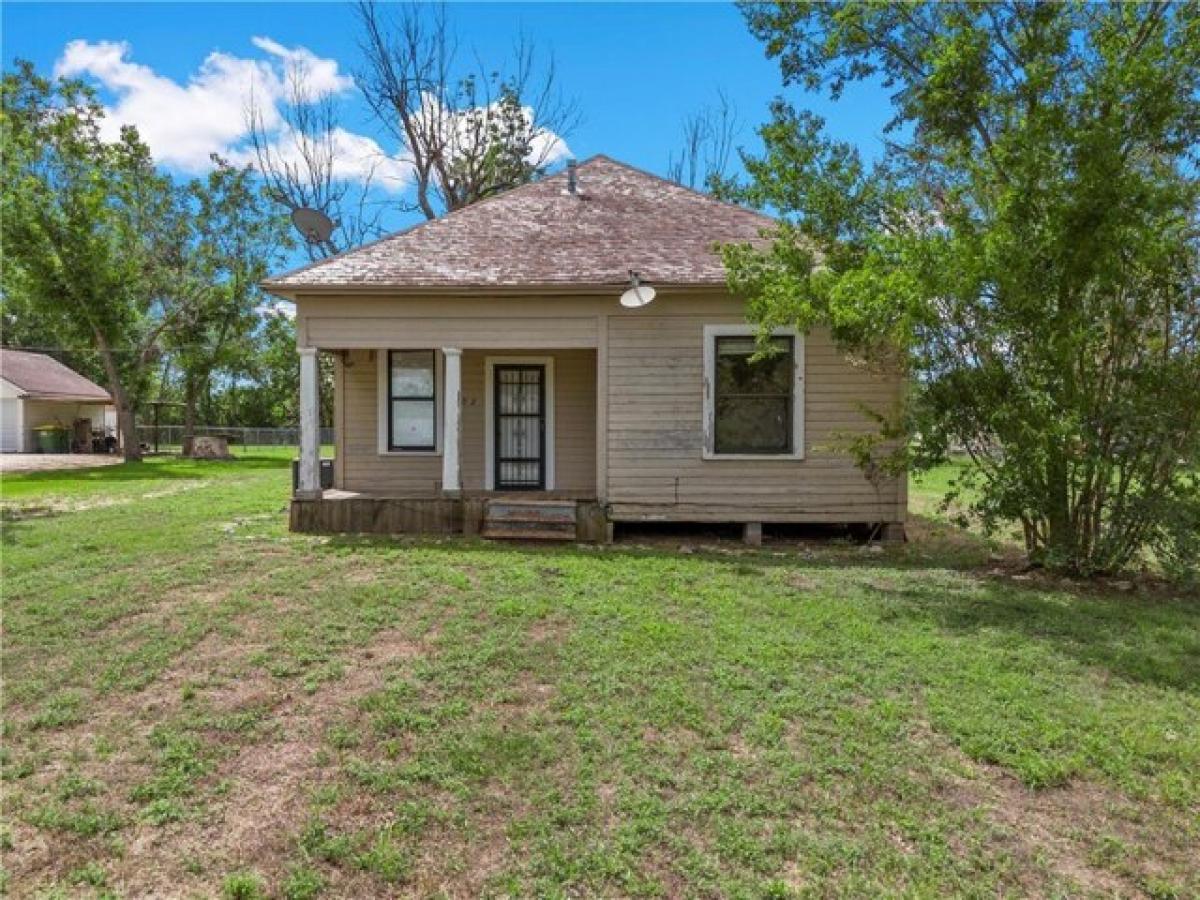 Picture of Home For Sale in Riesel, Texas, United States