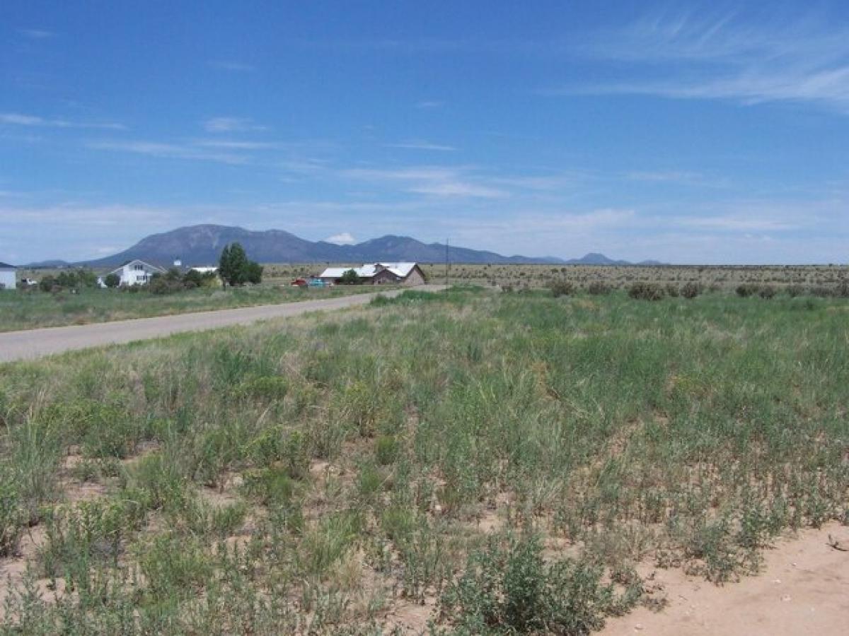 Picture of Residential Land For Sale in Edgewood, New Mexico, United States