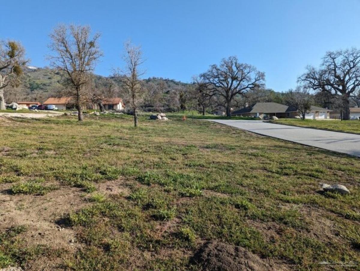 Picture of Residential Land For Sale in Tehachapi, California, United States