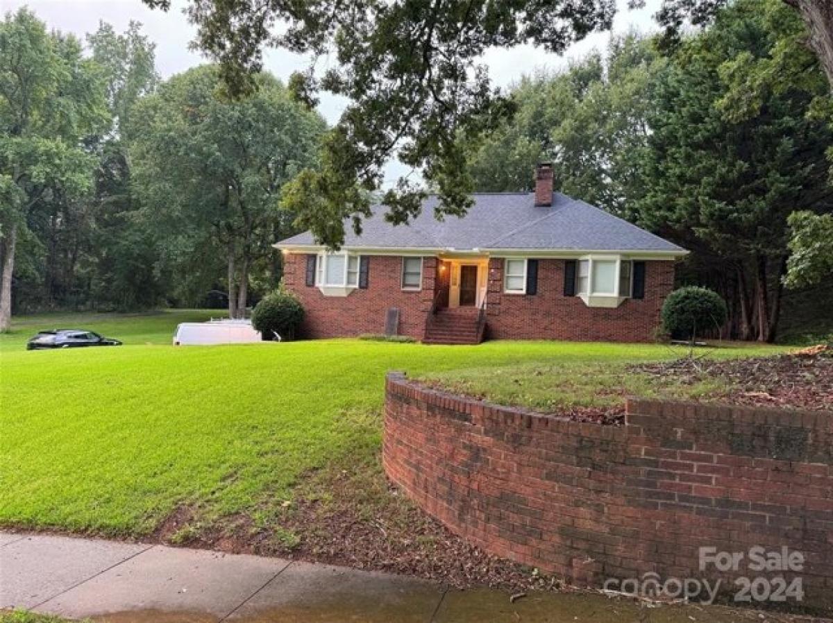 Picture of Home For Sale in Mint Hill, North Carolina, United States