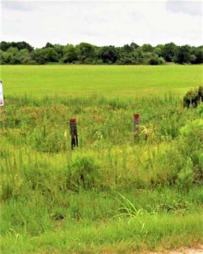 Residential Land For Sale in Winnie, Texas