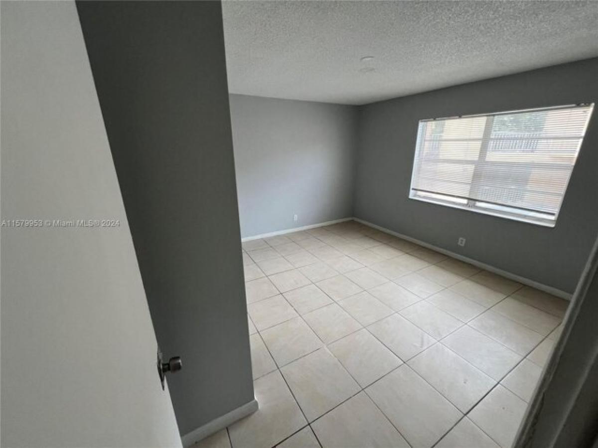 Picture of Apartment For Rent in Pembroke Pines, Florida, United States