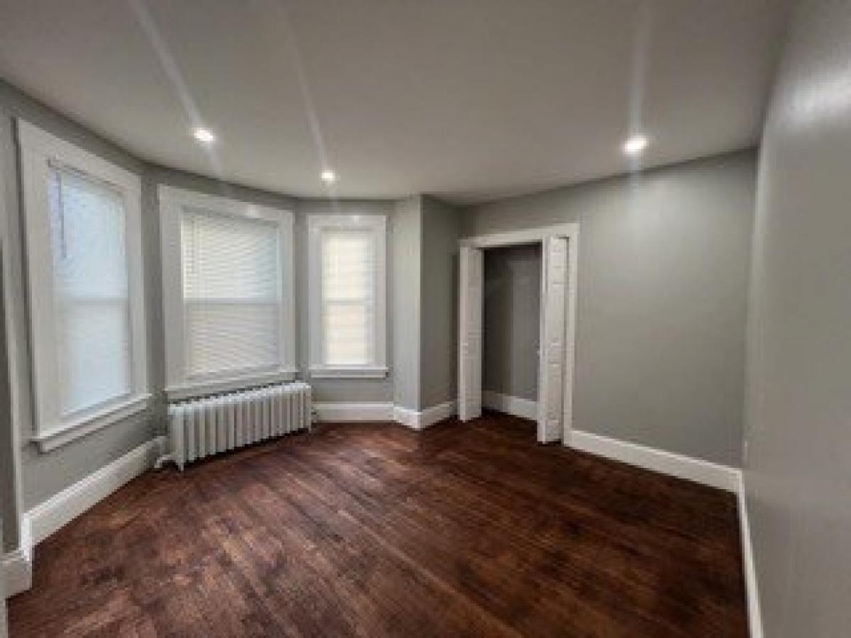 Picture of Home For Rent in Lynn, Massachusetts, United States