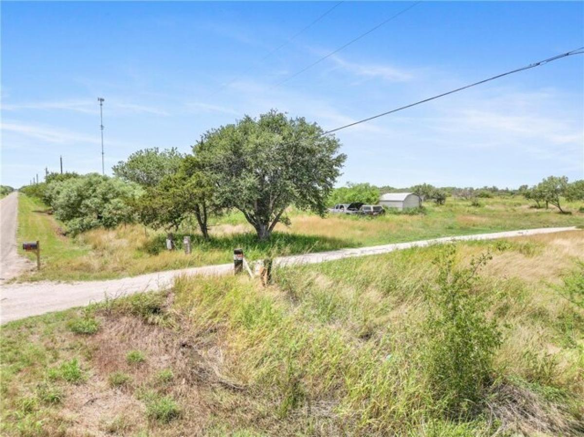 Picture of Home For Sale in Skidmore, Texas, United States