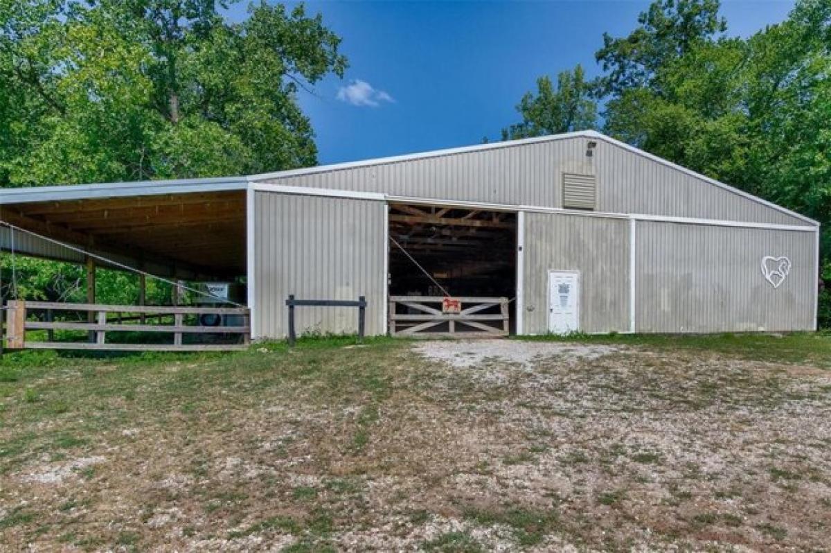 Picture of Residential Land For Sale in Wildwood, Missouri, United States