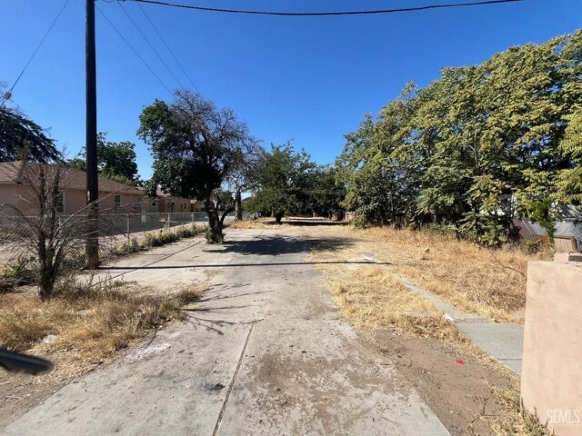 Picture of Residential Land For Sale in Bakersfield, California, United States