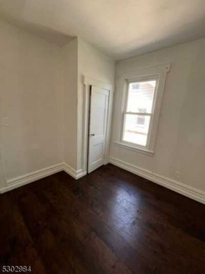 Apartment For Rent in Newark, New Jersey