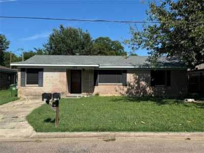 Home For Sale in Whitesboro, Texas