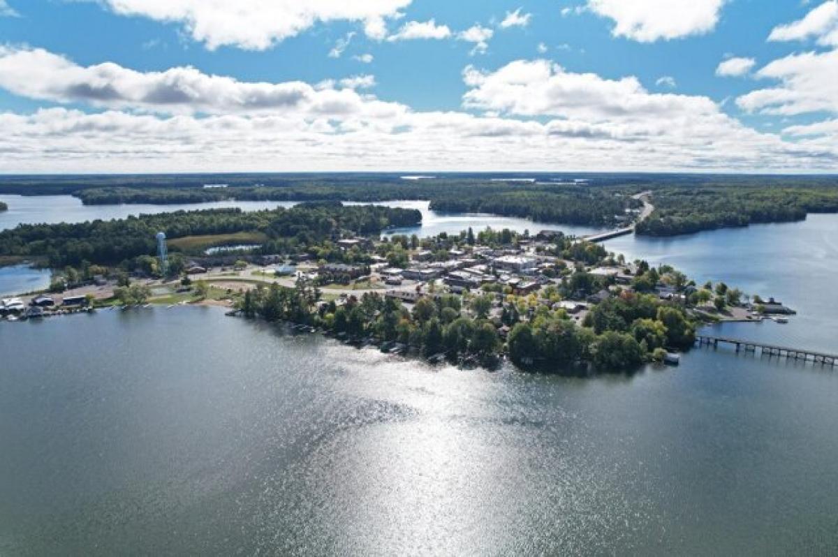 Picture of Residential Land For Sale in Minocqua, Wisconsin, United States