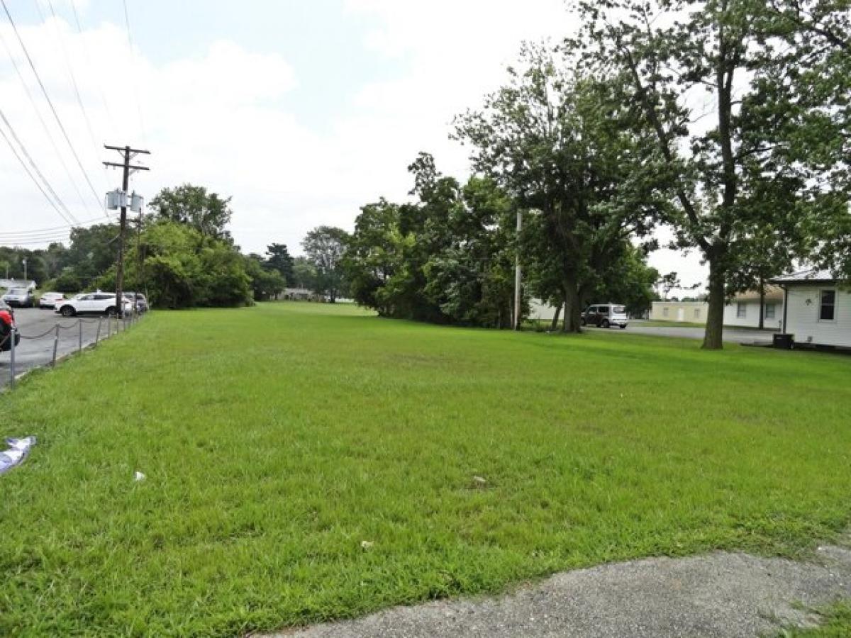 Picture of Residential Land For Sale in Bellefontaine, Ohio, United States