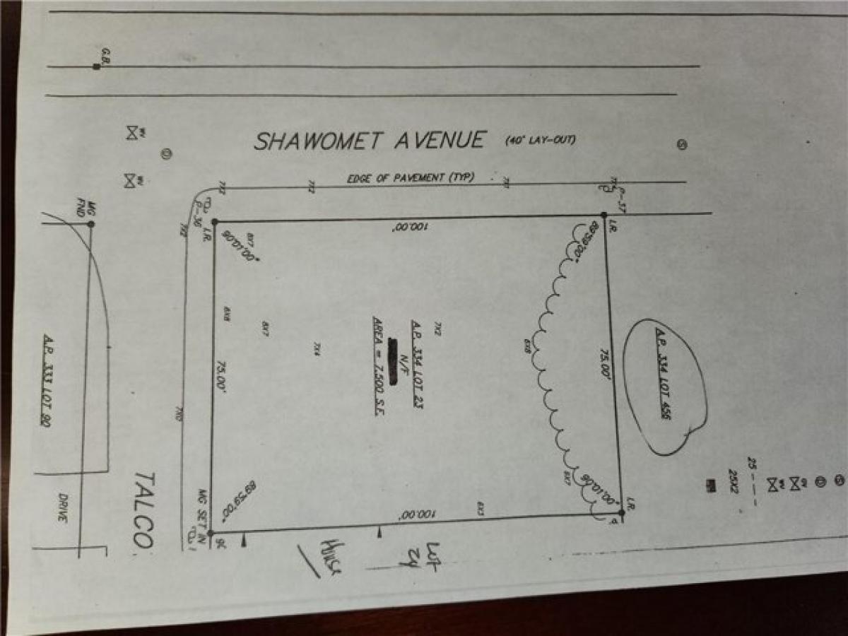 Picture of Residential Land For Sale in Warwick, Rhode Island, United States