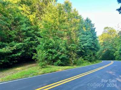 Residential Land For Sale in Lake Toxaway, North Carolina