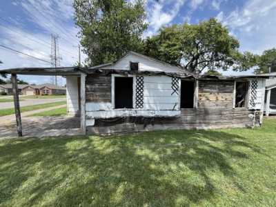 Home For Sale in Miami, Oklahoma