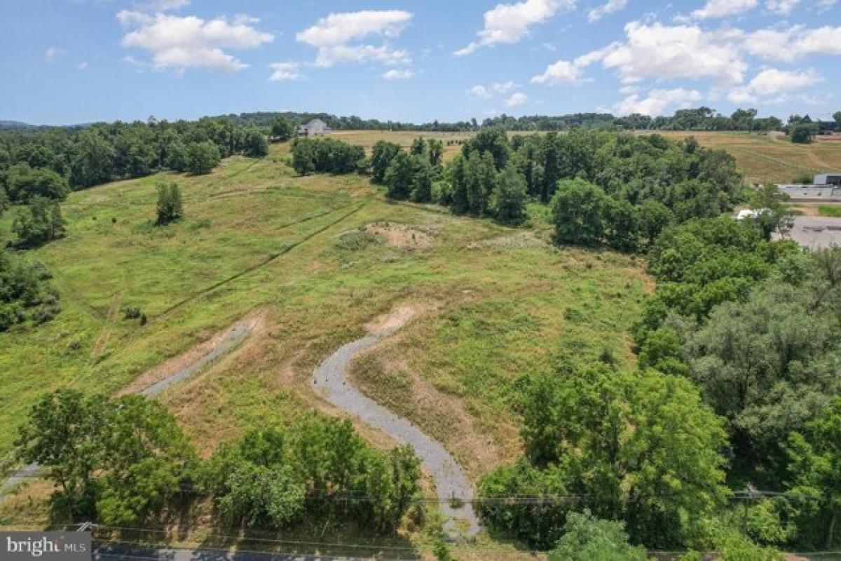 Picture of Residential Land For Sale in Dillsburg, Pennsylvania, United States