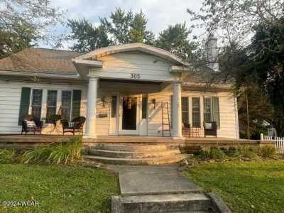 Home For Sale in Wapakoneta, Ohio