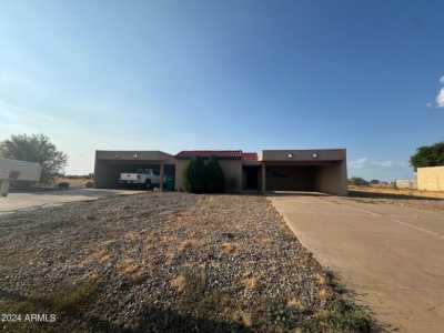 Home For Rent in Eloy, Arizona