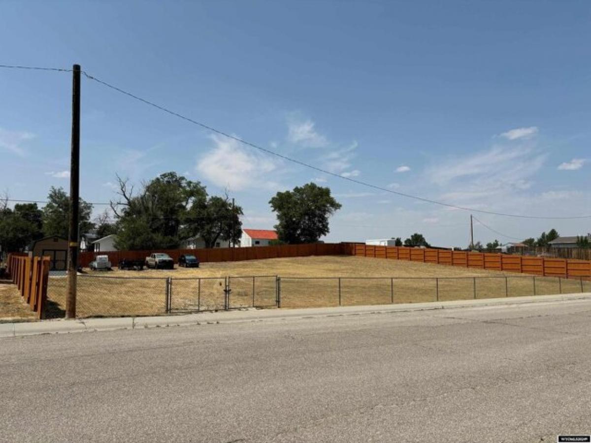 Picture of Residential Land For Sale in Mills, Wyoming, United States