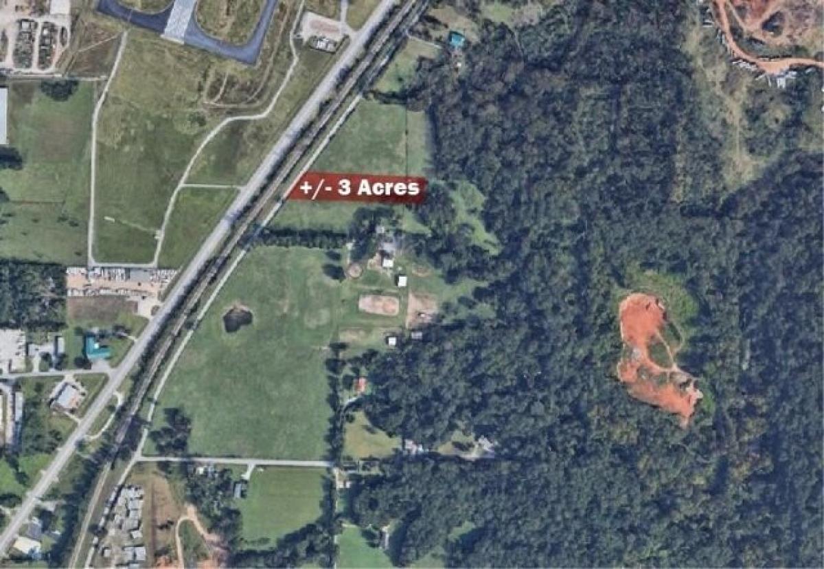 Picture of Residential Land For Sale in Rogers, Arkansas, United States