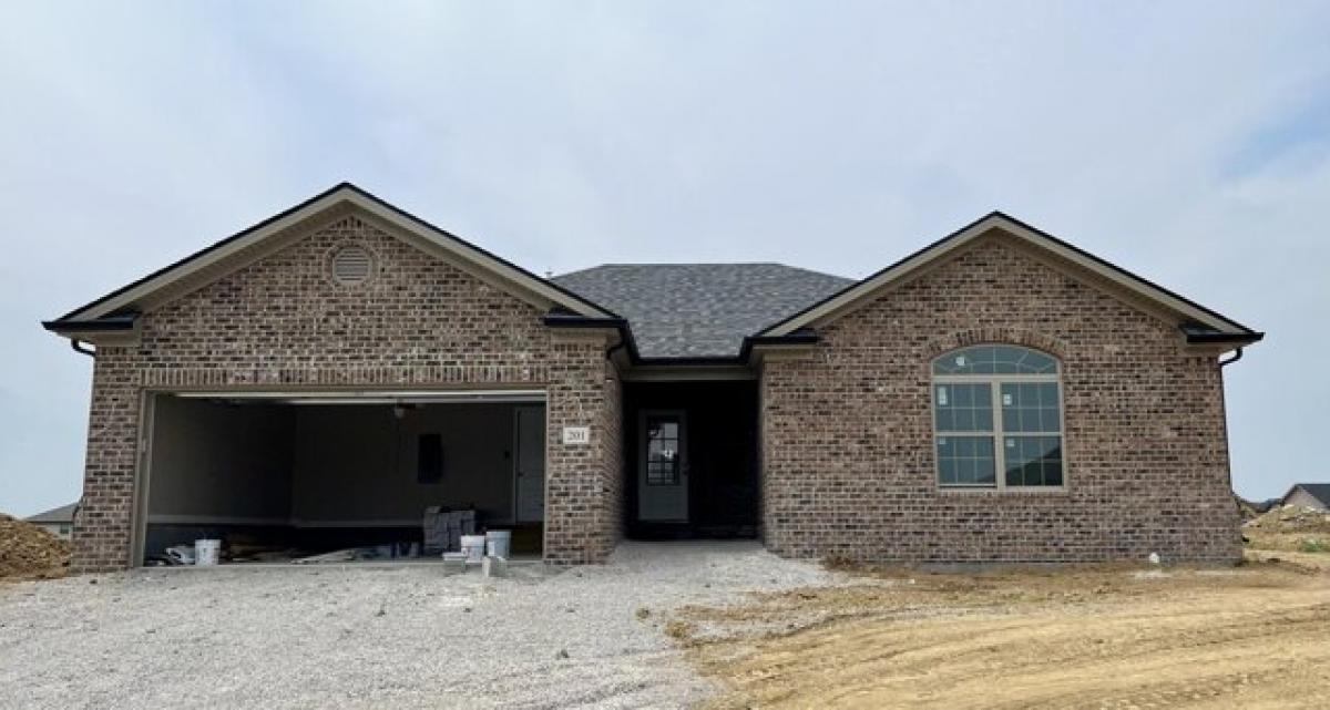 Picture of Home For Sale in Berea, Kentucky, United States