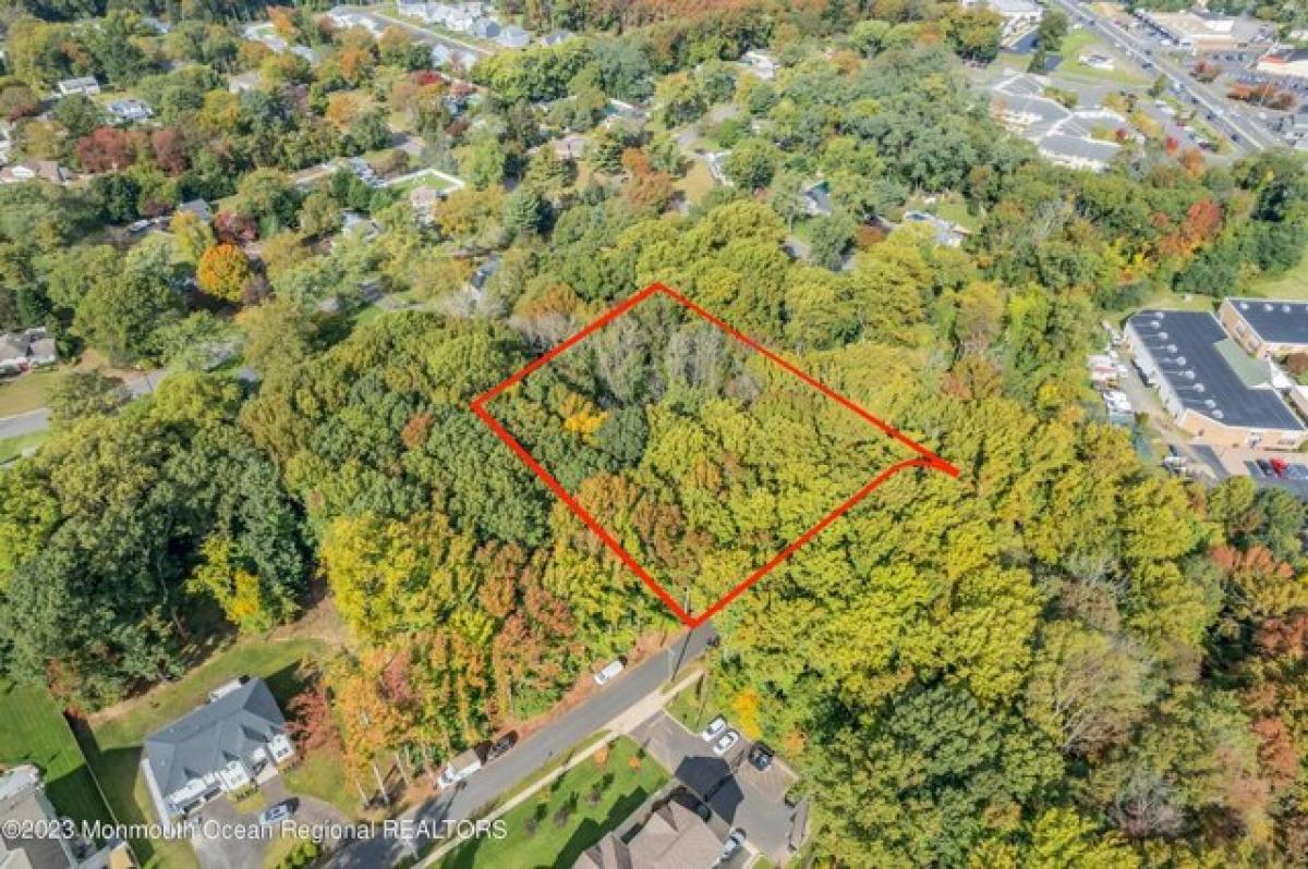 Picture of Residential Land For Sale in Middletown, New Jersey, United States