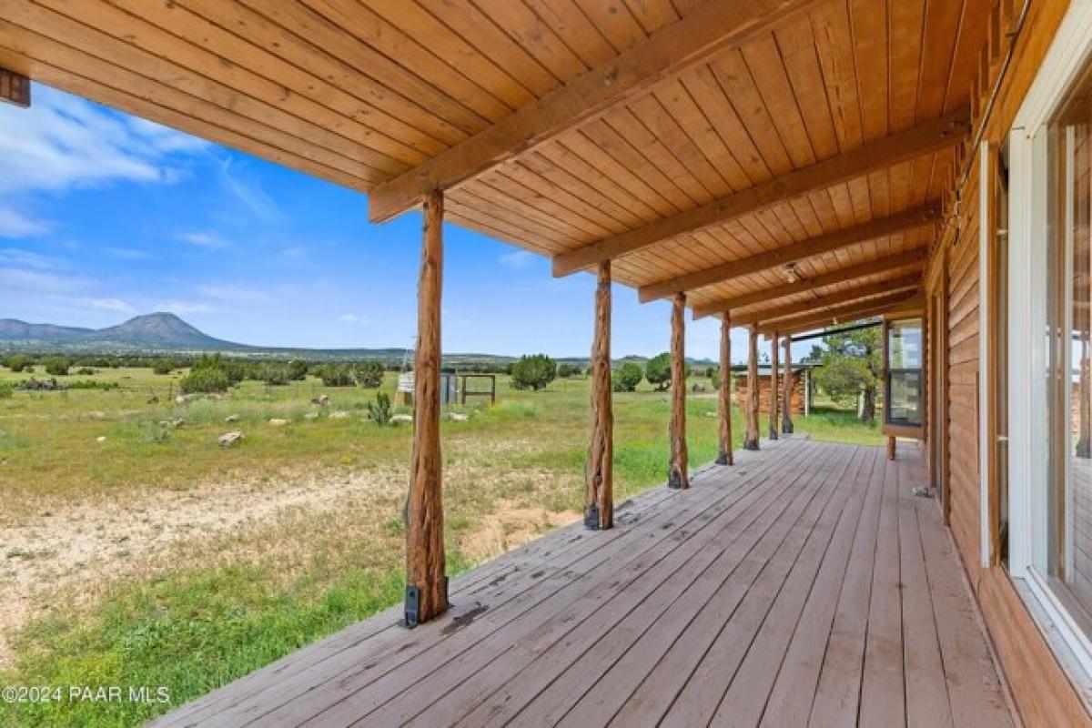 Picture of Home For Sale in Ash Fork, Arizona, United States