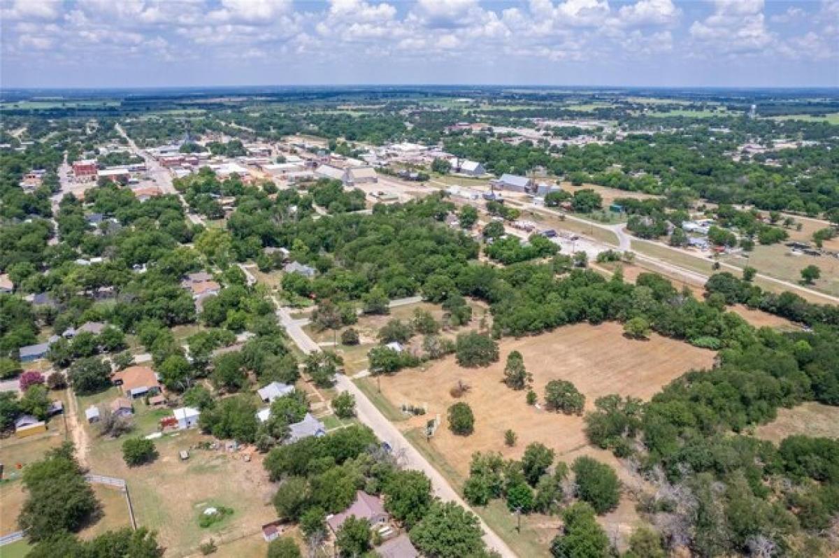 Picture of Residential Land For Sale in De Leon, Texas, United States