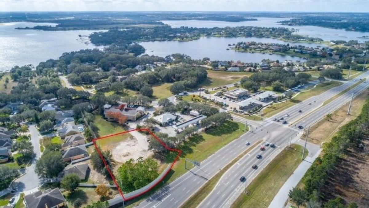 Picture of Residential Land For Sale in Oakland, Florida, United States