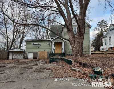 Home For Sale in Canton, Illinois