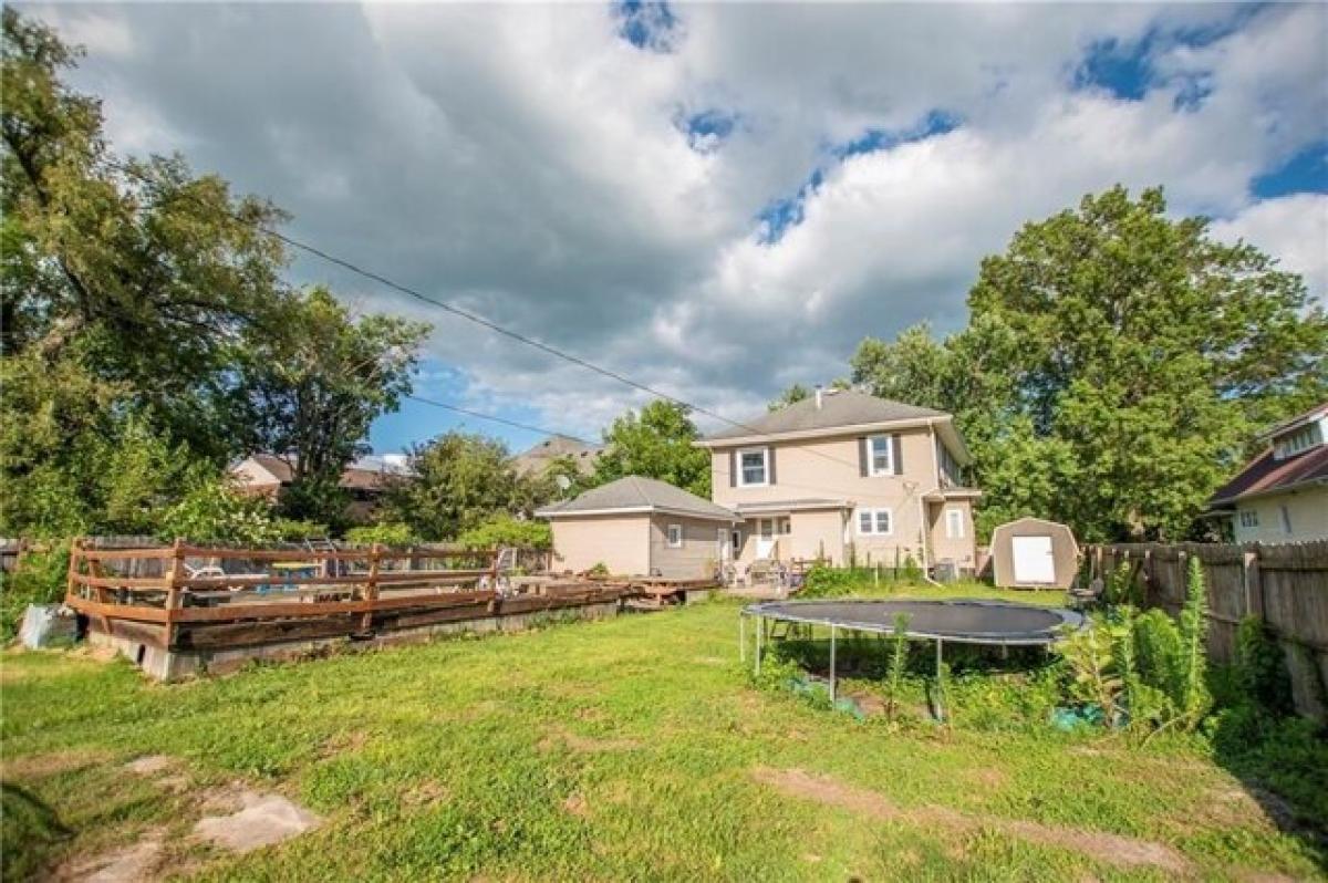 Picture of Home For Sale in Neoga, Illinois, United States