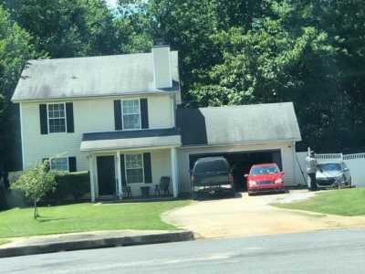 Home For Sale in Forest Park, Georgia