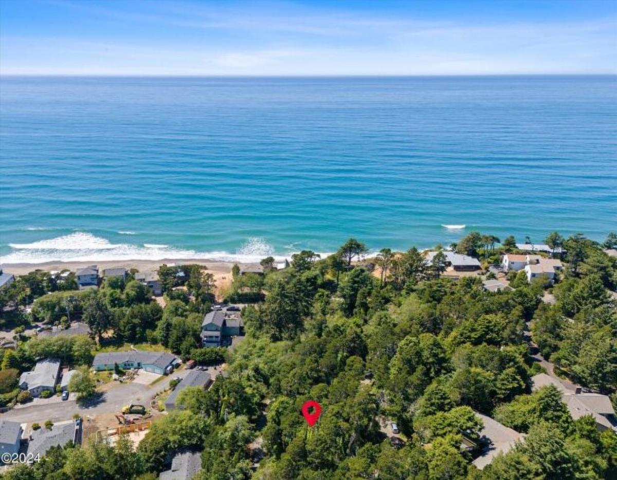 Picture of Residential Land For Sale in Gleneden Beach, Oregon, United States