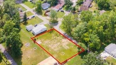 Residential Land For Sale in Lake Milton, Ohio