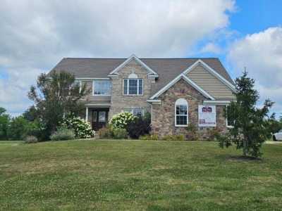 Home For Sale in Saline, Michigan