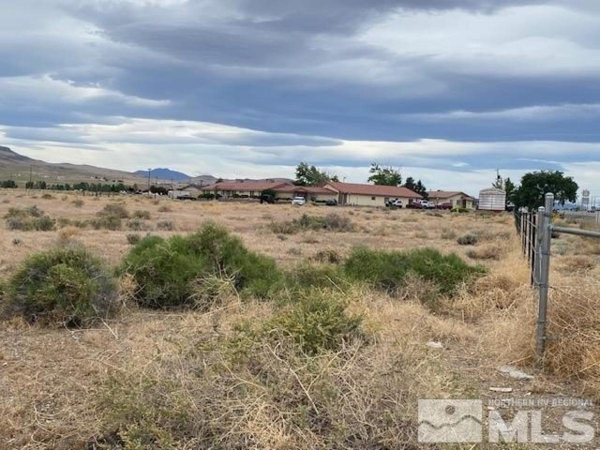 Picture of Residential Land For Sale in Silver Springs, Nevada, United States