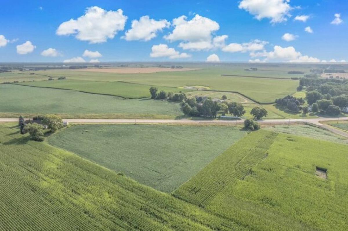 Picture of Residential Land For Sale in Beaver Dam, Wisconsin, United States