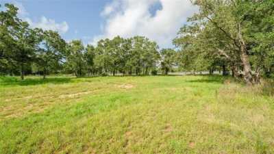 Residential Land For Sale in Rockdale, Texas