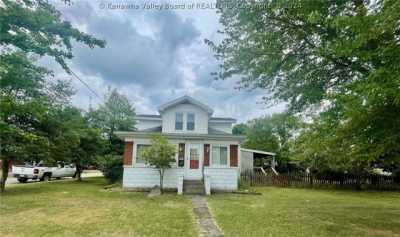 Home For Sale in Ravenswood, West Virginia