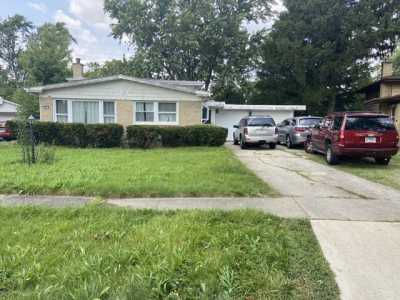 Home For Sale in Chicago Heights, Illinois