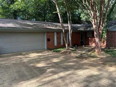 Home For Sale in Palestine, Texas