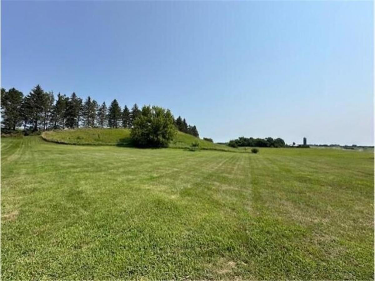 Picture of Residential Land For Sale in Windom, Minnesota, United States