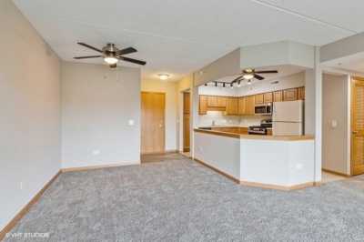 Home For Sale in Mount Prospect, Illinois