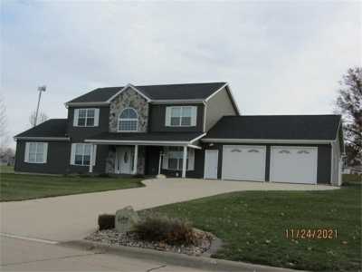 Home For Sale in Conrad, Iowa