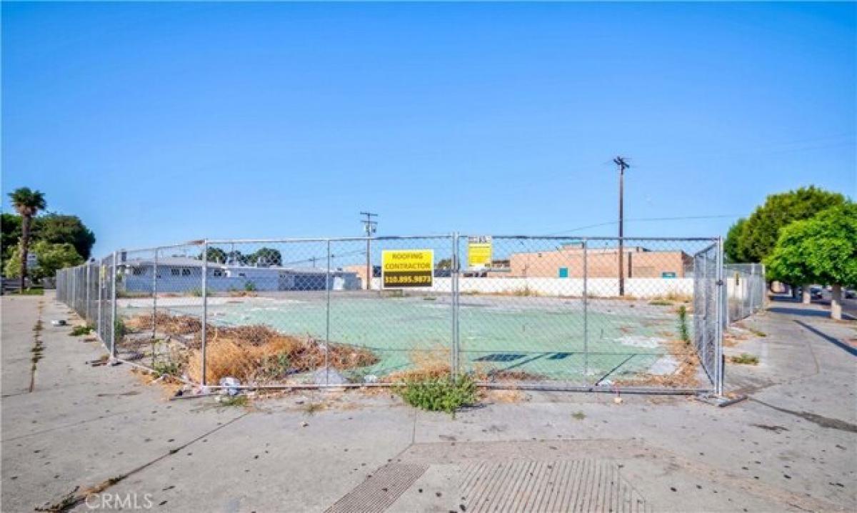 Picture of Residential Land For Sale in Compton, California, United States