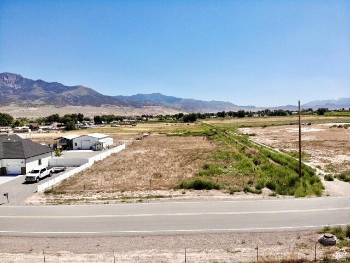 Picture of Residential Land For Sale in Central Valley, Utah, United States