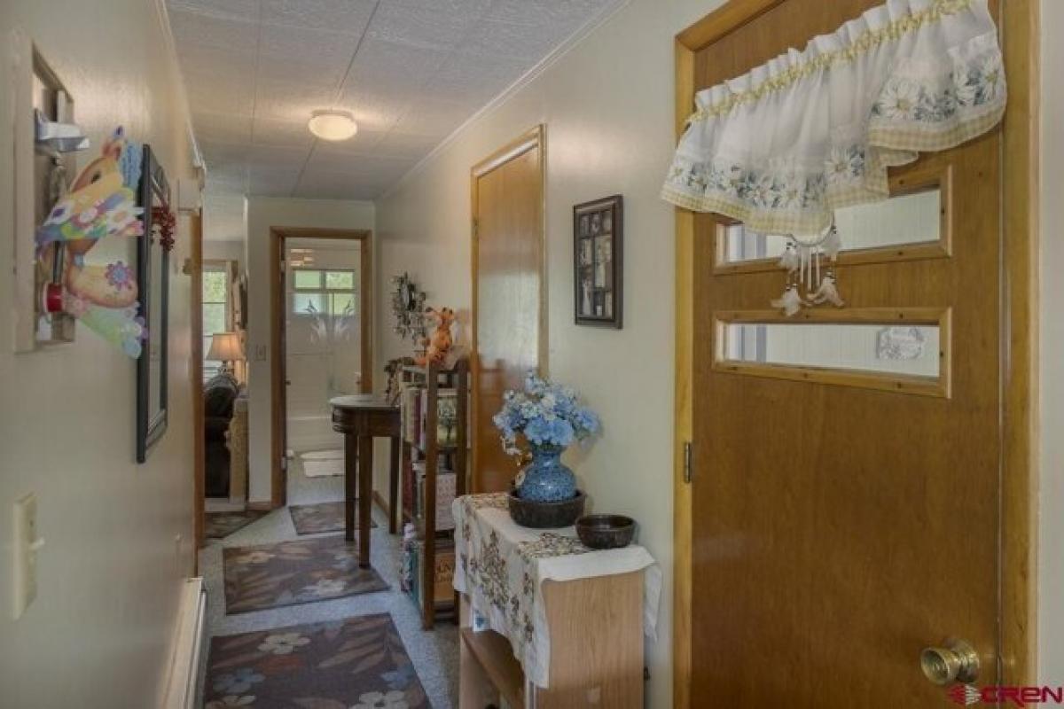 Picture of Home For Sale in Gunnison, Colorado, United States