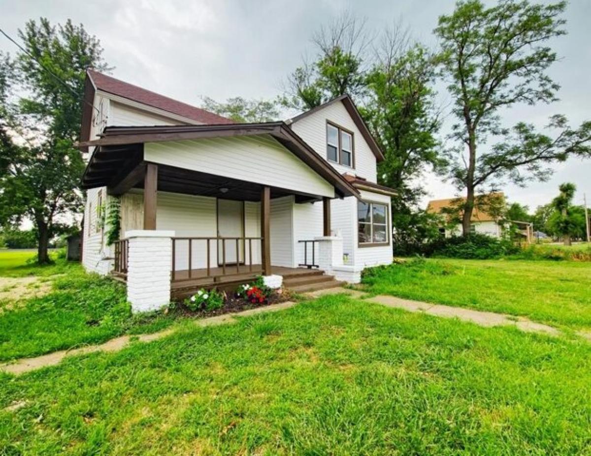 Picture of Home For Sale in Abilene, Kansas, United States