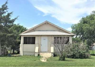 Home For Sale in Holcomb, Kansas