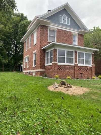 Home For Sale in Moberly, Missouri